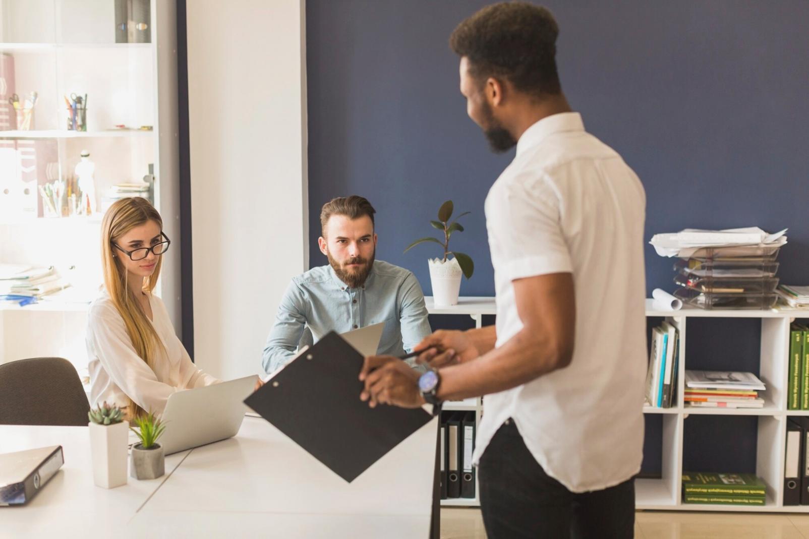 Professionelle Finanzberatung und Budgetplanung